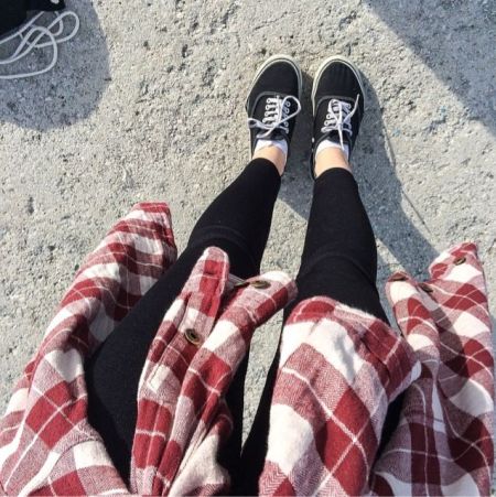 BEHIND THE VANS BOOM
